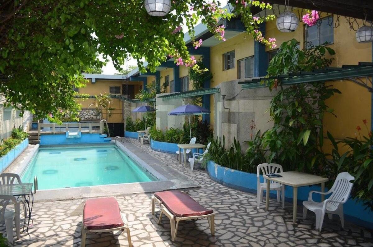 2 Hotel Saleh Angeles Ngoại thất bức ảnh