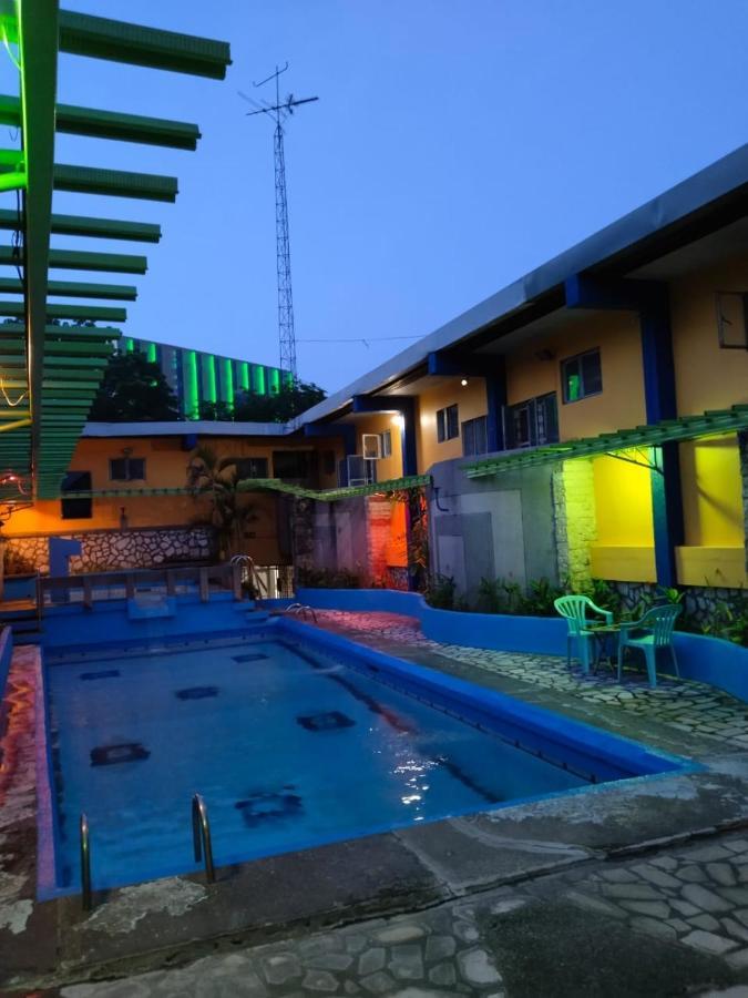 2 Hotel Saleh Angeles Ngoại thất bức ảnh