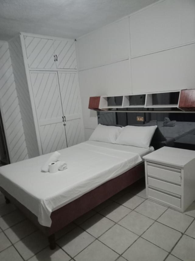 2 Hotel Saleh Angeles Ngoại thất bức ảnh