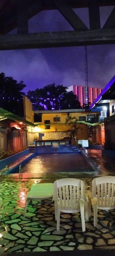 2 Hotel Saleh Angeles Ngoại thất bức ảnh