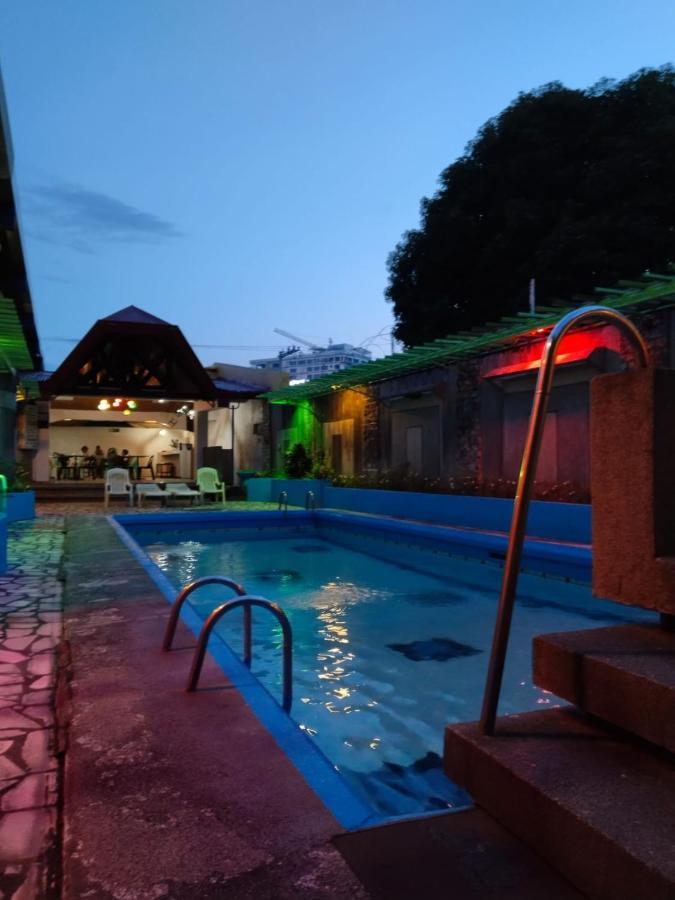 2 Hotel Saleh Angeles Ngoại thất bức ảnh